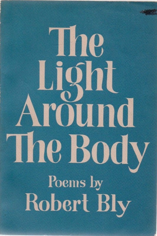 [Book #28788] The Light Around the Body. Robert BLY.
